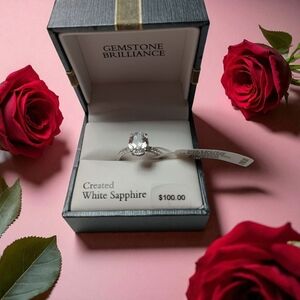 Silver‎ and White Solitaire Ring with Elegant Design GEM BRILLIANCE SIZE 7 NIB